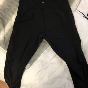 Lululemon crop leggings, sz 12